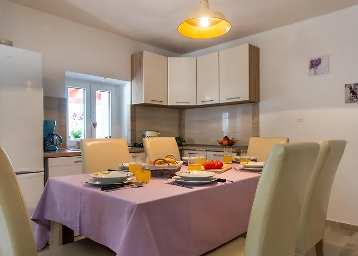 House Anabella * Krk Town