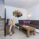 House Anabella * Krk Town