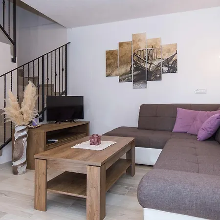 House Anabella Holiday home *