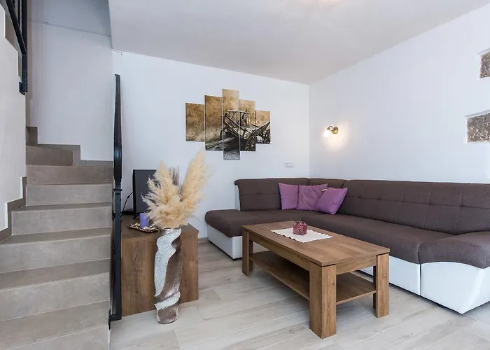 House Anabella * Krk Town