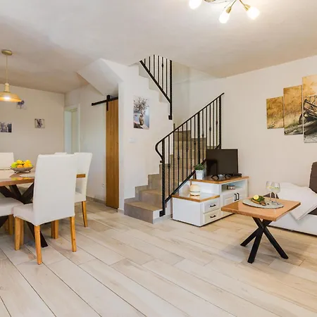 Case de vacanță House Anabella *